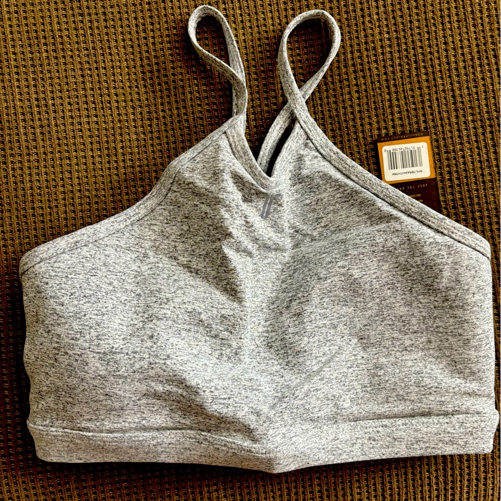 NOBULL High-neck Sports Bra